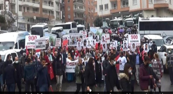  ‘Şehitler ölmez, vatan bölünmez'